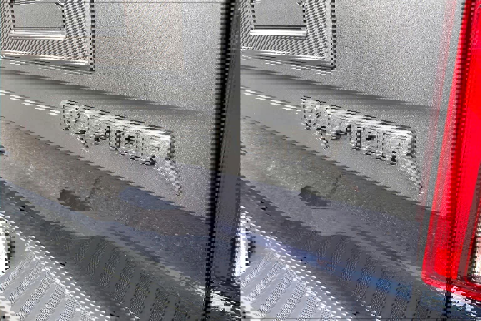 Certified 2025 Ford F150 Raptor image 10