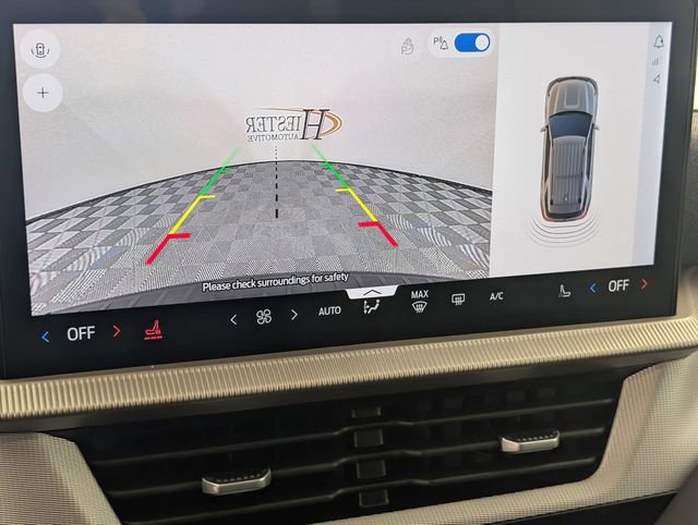 Used 2025 Ford Explorer Active image 22