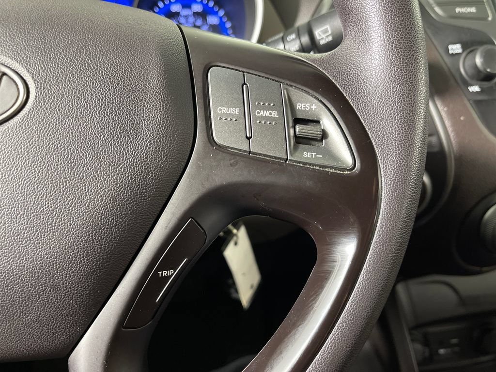 Used 2015 Hyundai Tucson GLS w/ Option Group 02 FWD image 29