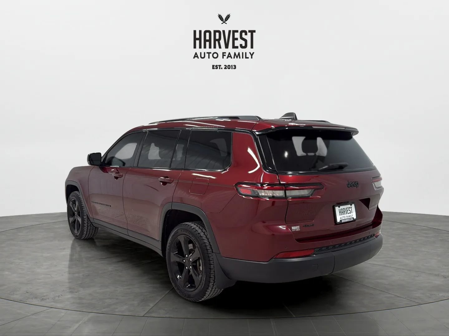 Used 2023 Jeep Grand Cherokee L Laredo AWD/4WD image 4