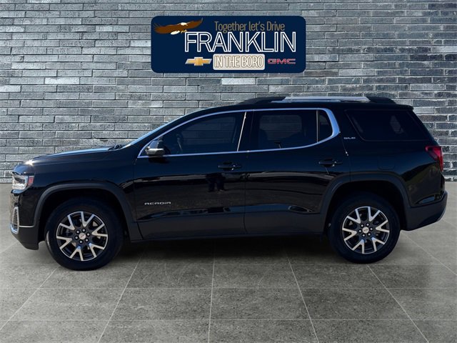 Used 2023 GMC Acadia SLE w/ Driver Convenience Package image 2