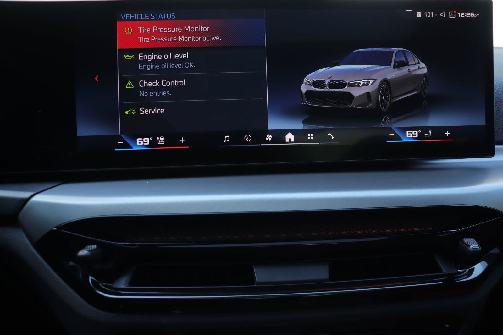 Used 2025 BMW M340i w/ Premium Package RWD image 37