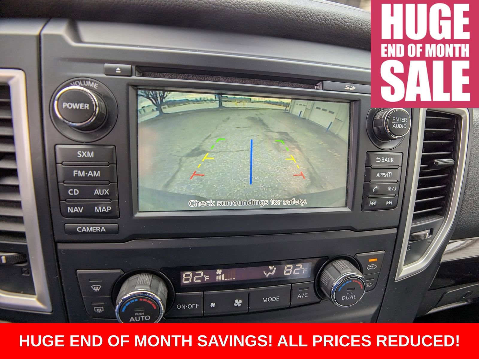 Used 2018 Nissan Titan SV w/ SV Convenience Package image 27