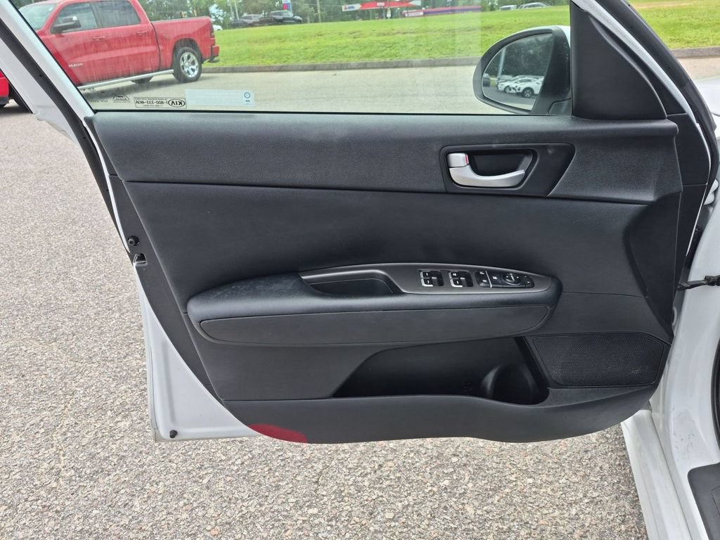 Used 2019 Kia Optima LX FWD image 13