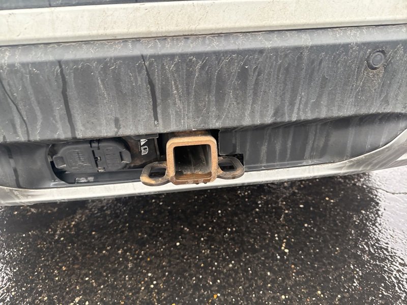 Used 2022 Ford Explorer XLT w/ Equipment Group 202A image 10