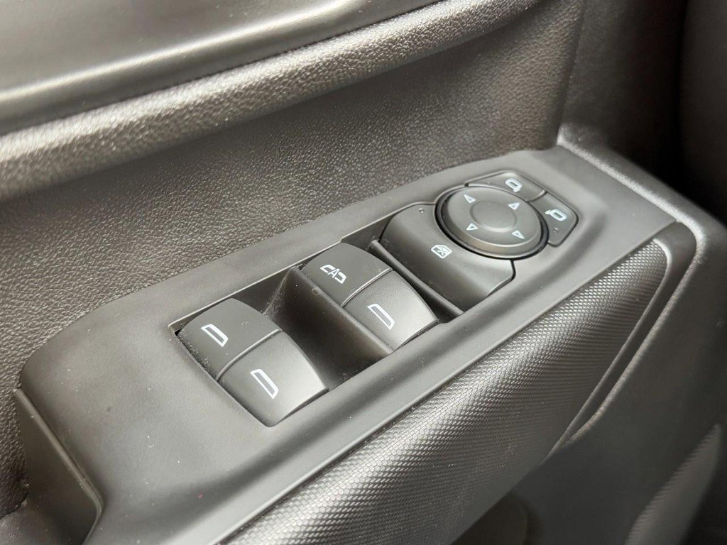 Used 2024 GMC Sierra 2500 Pro w/ Convenience Package image 19