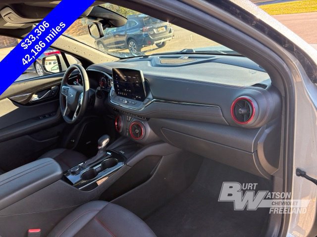 Used 2024 Chevrolet Blazer RS w/ Enhanced Convenience Package AWD/4WD image 36