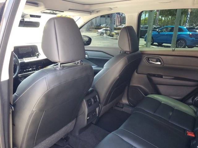 Used 2023 Nissan Rogue SL w/ SL Premium Package AWD/4WD image 19