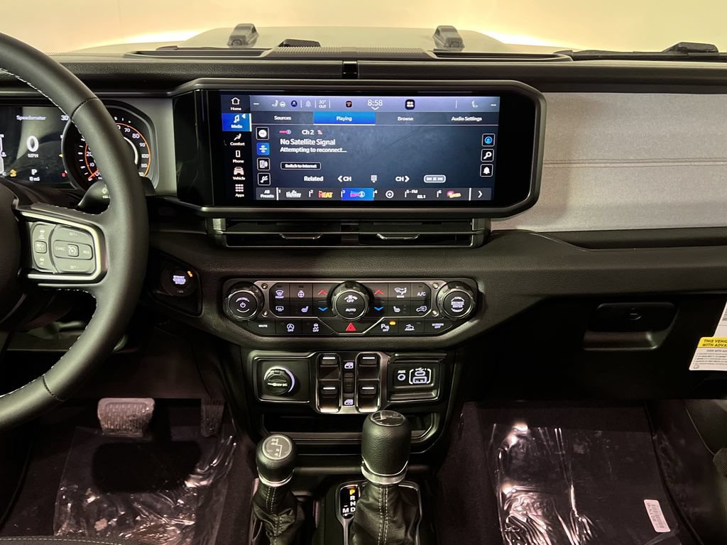 New 2026 Jeep Gladiator Sport AWD/4WD image 20