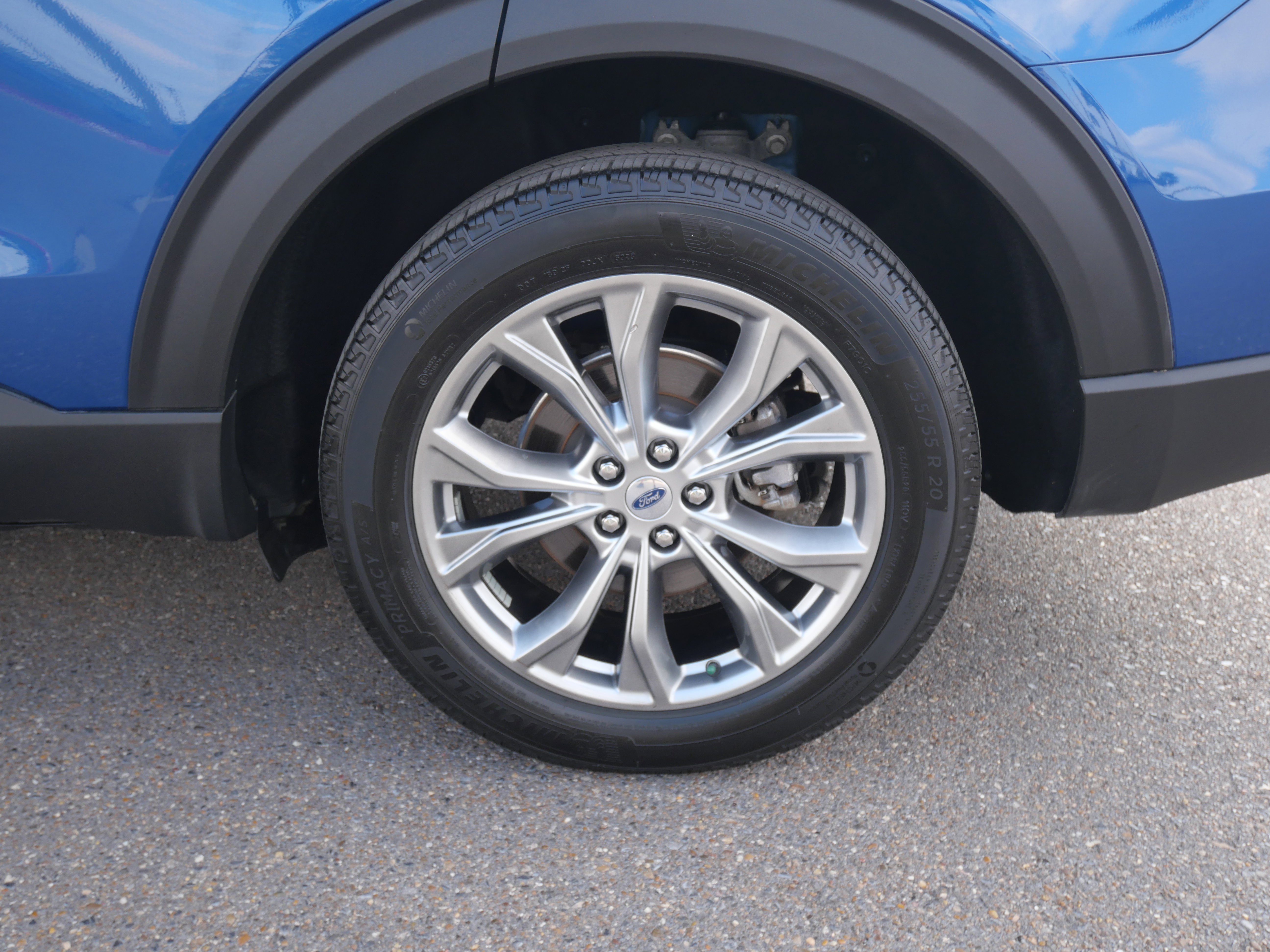 Used 2020 Ford Explorer Limited image 7