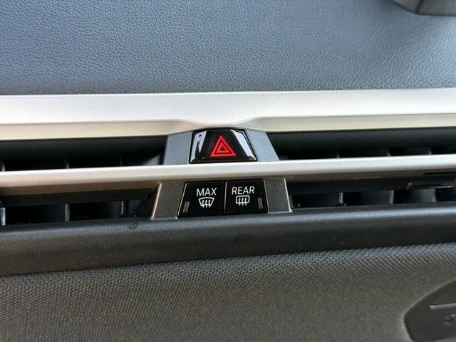 New 2026 BMW iX xDrive45 image 26