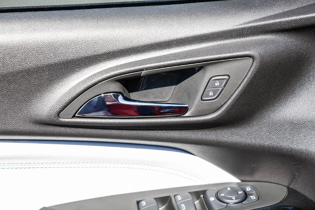 Used 2026 Chevrolet Trax LT w/ LT Convenience Package FWD image 38