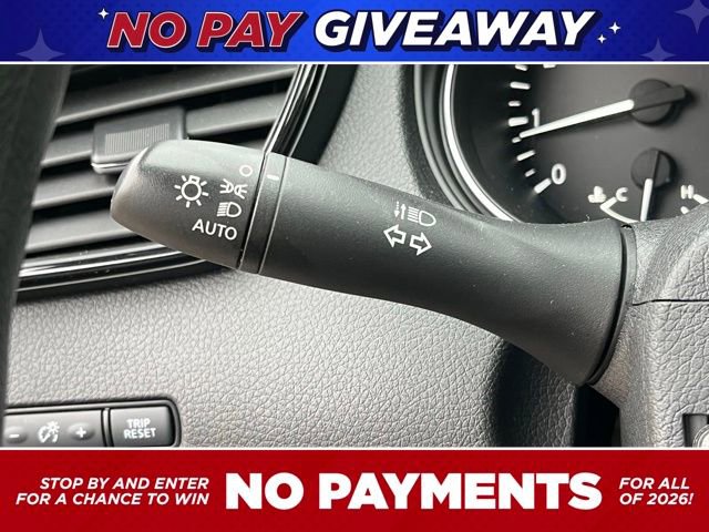 Used 2020 Nissan Rogue S image 19