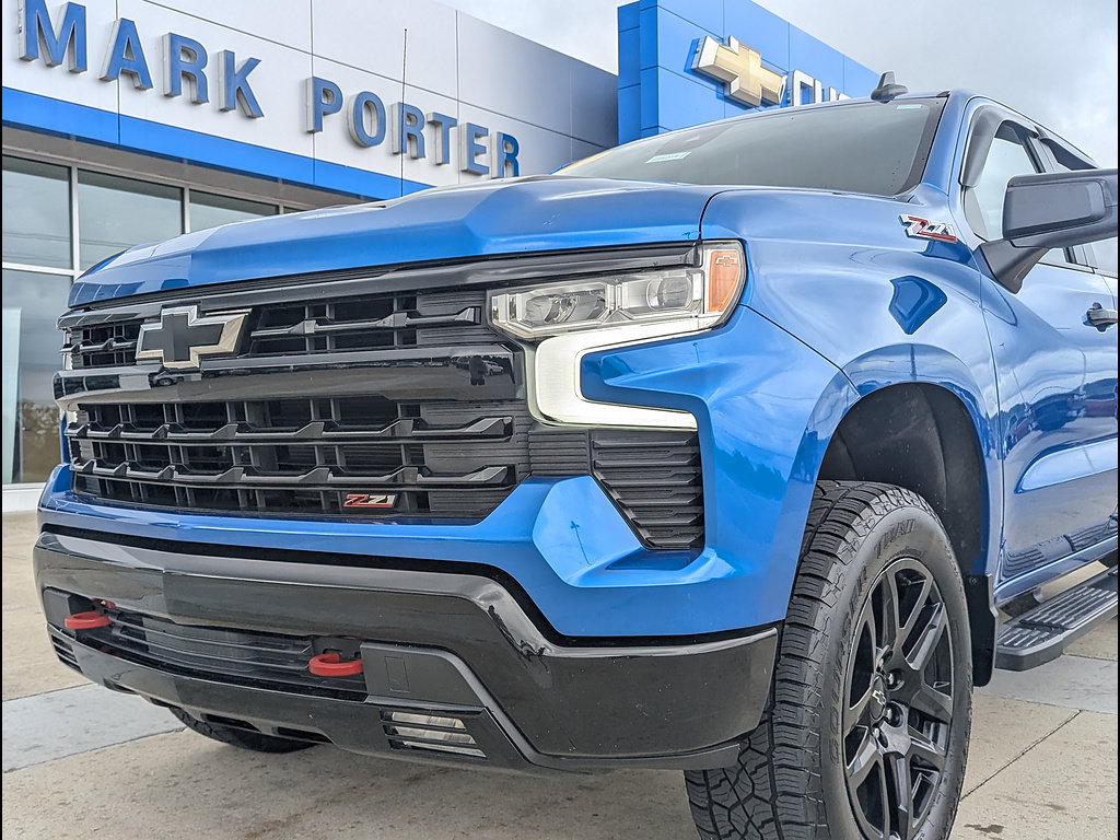 Used 2022 Chevrolet Silverado 1500 LT Trail Boss w/ Protection Package AWD/4WD image 12