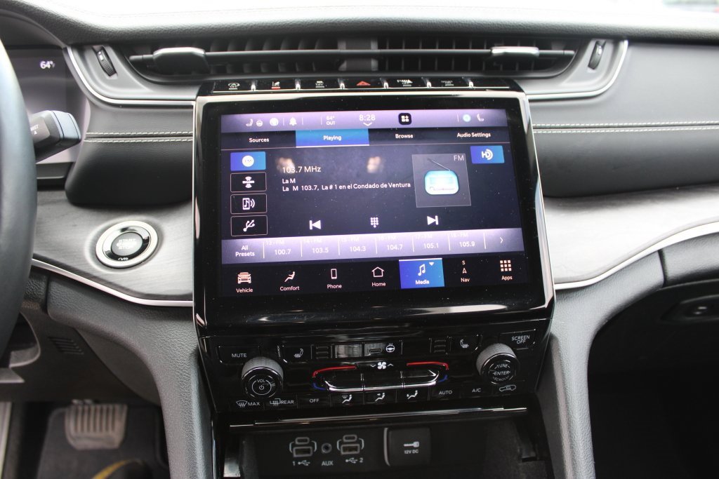 Used 2021 Jeep Grand Cherokee L Limited image 17