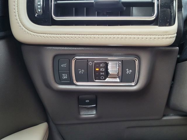 Used 2022 Lincoln Nautilus Reserve image 34