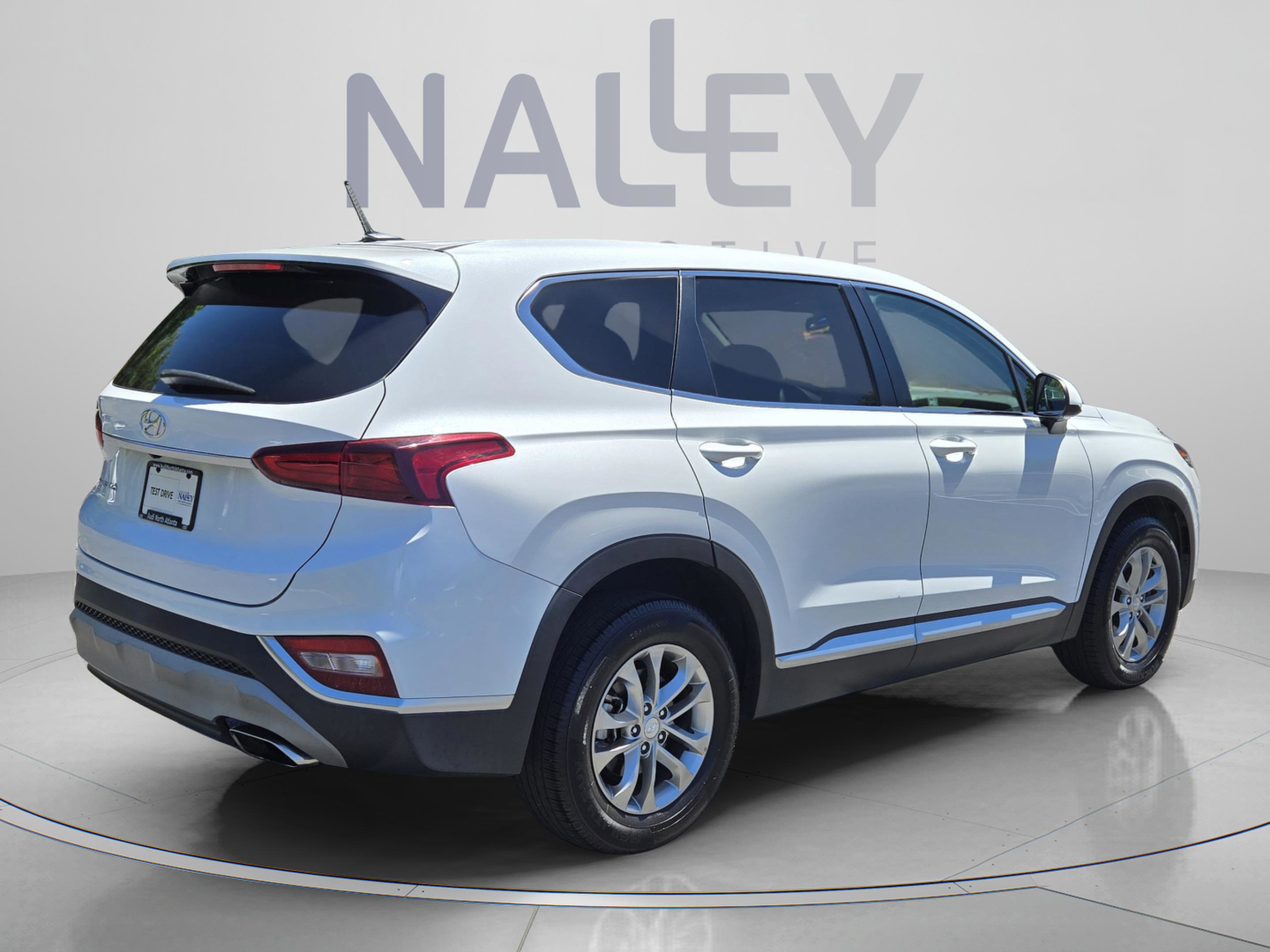 Used 2019 Hyundai Santa Fe SE FWD image 5