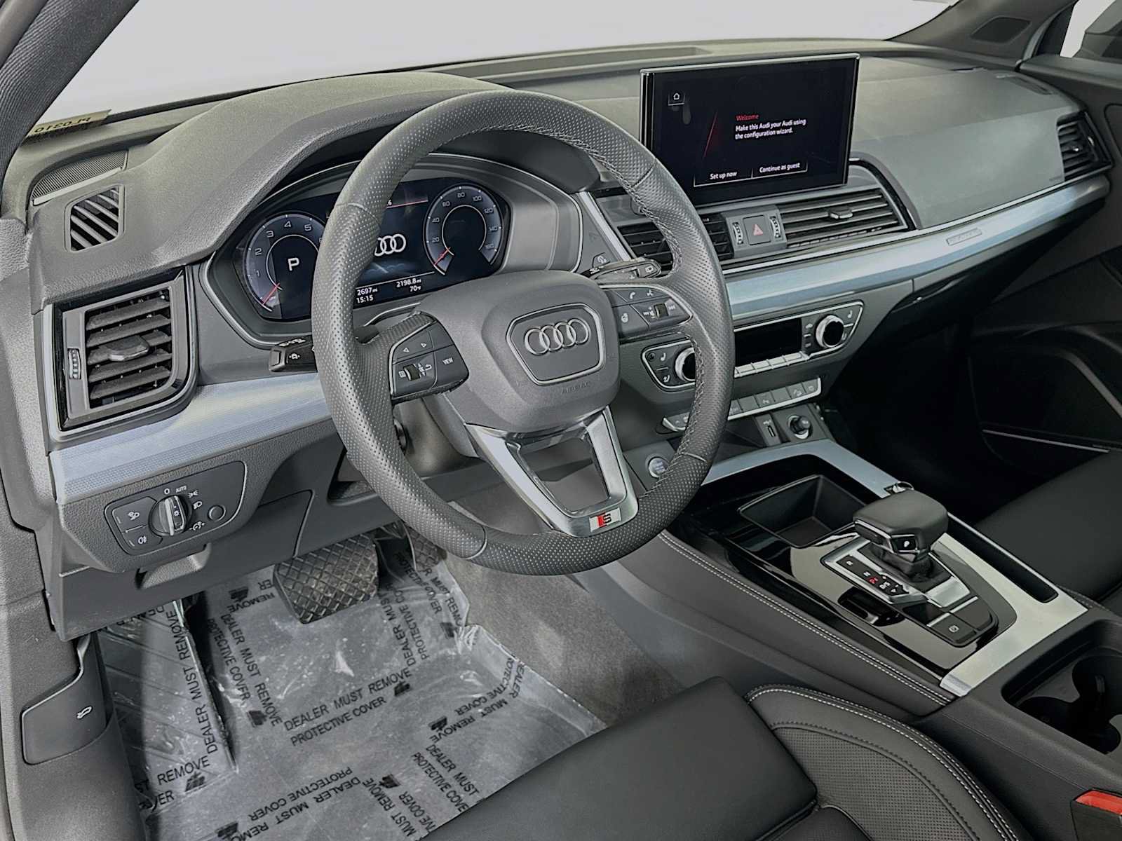 Certified 2025 Audi Q5 2.0T Premium Plus w/ Premium Plus Package AWD/4WD image 9