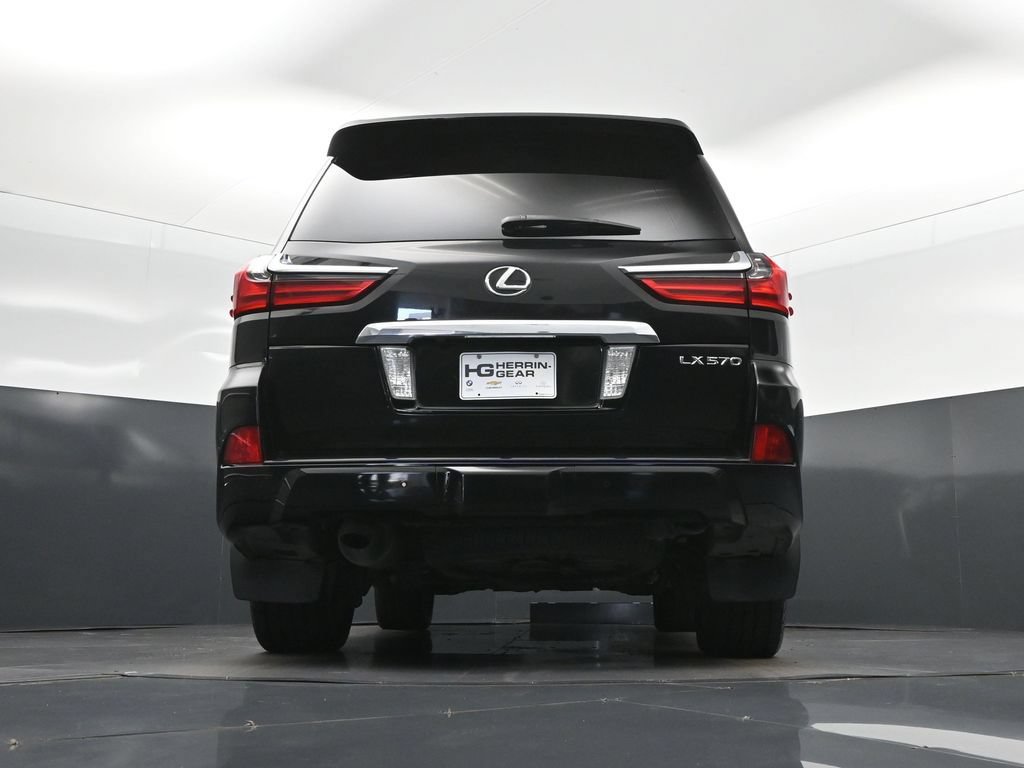 Used 2017 Lexus LX 570 4WD image 43