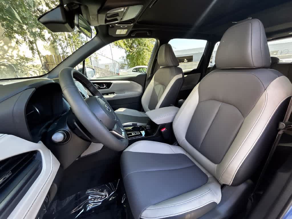New 2026 Subaru Forester Limited AWD/4WD image 12