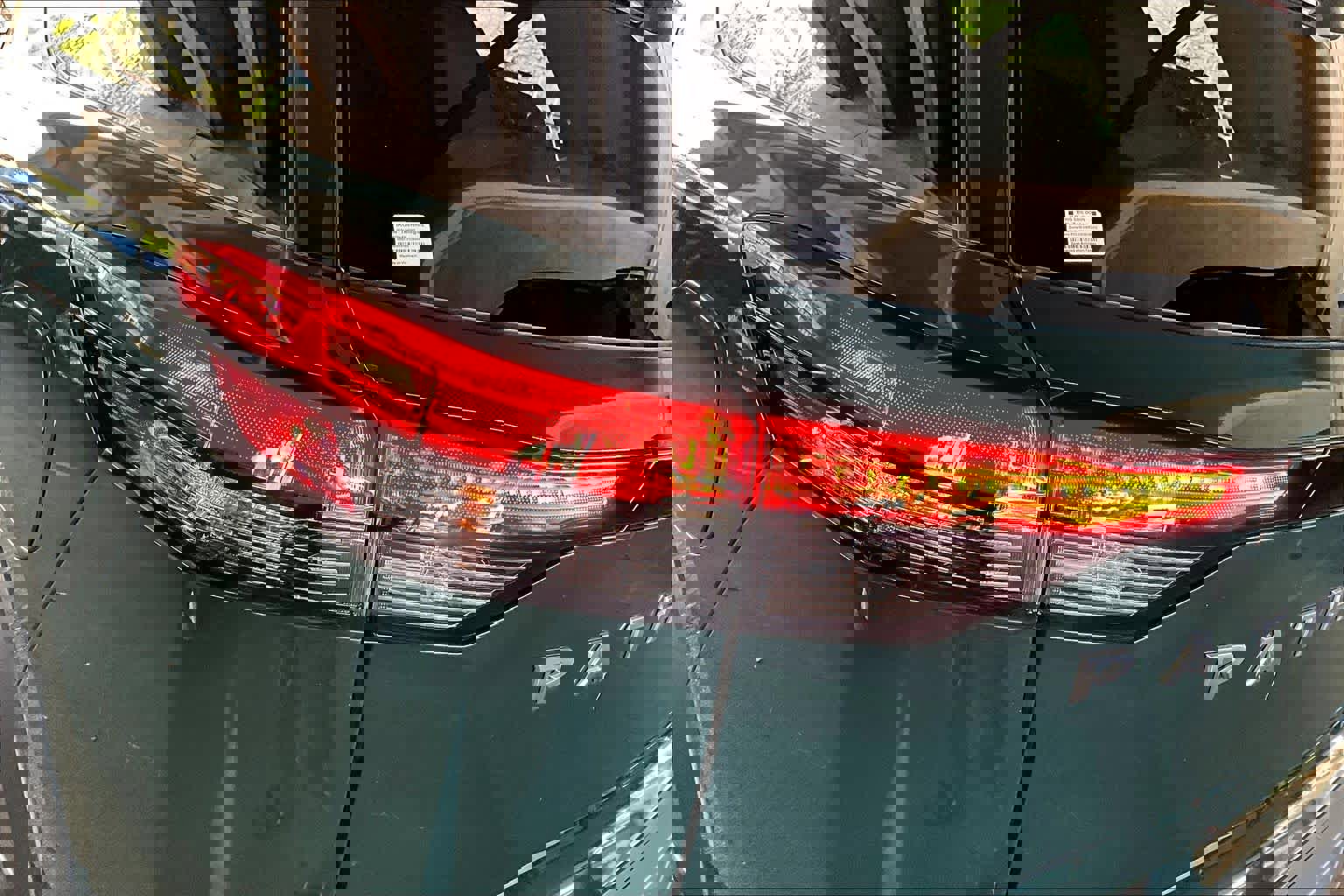 Used 2024 Nissan Pathfinder Platinum image 28