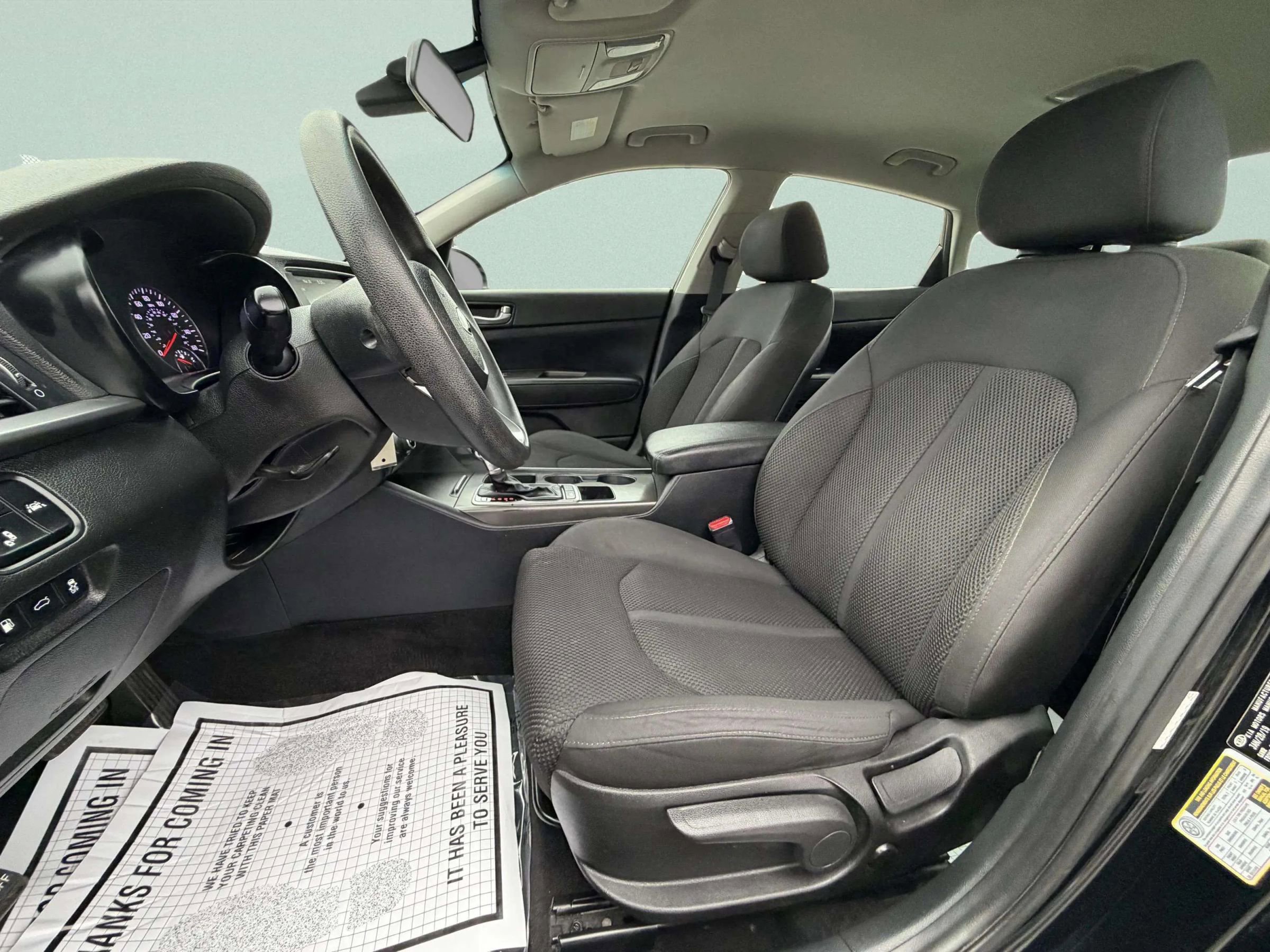 Used 2019 Kia Optima LX image 10