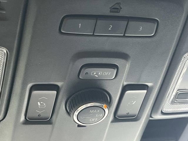 Used 2023 Cadillac Escalade ESV Sport Platinum image 50