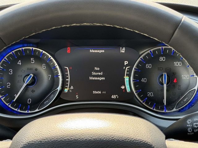 Used 2024 Chrysler Pacifica Touring-L image 24