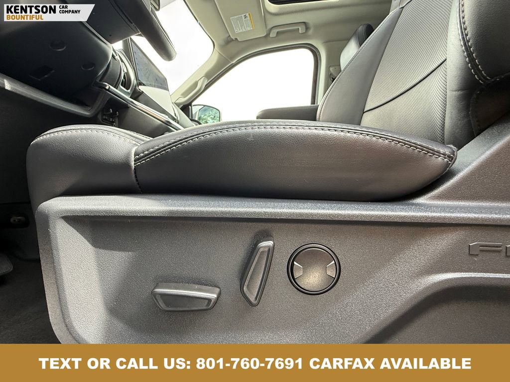 Used 2025 Ford Expedition Max Platinum AWD/4WD image 31