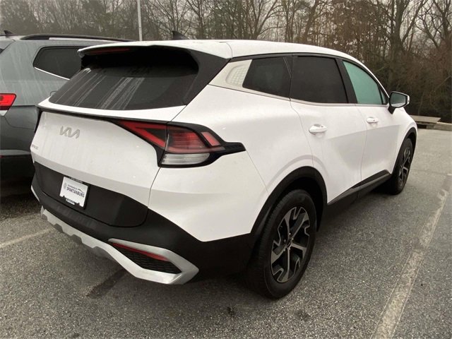 Used 2024 Kia Sportage EX image 8