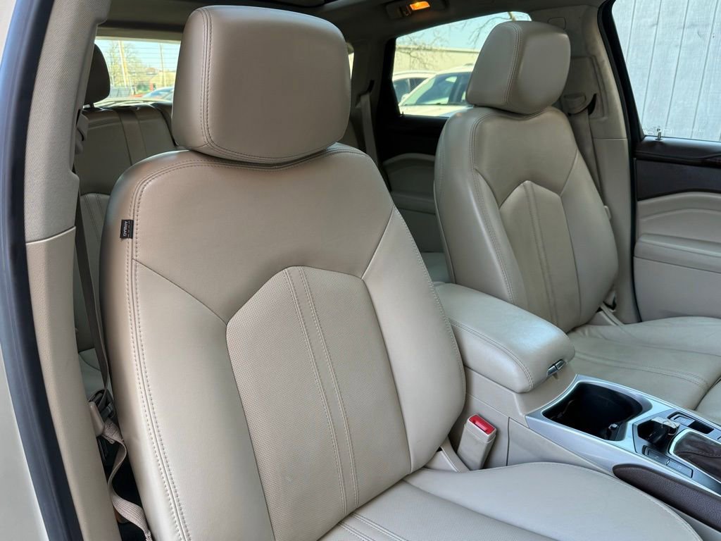 Used 2016 Cadillac SRX Luxury image 22
