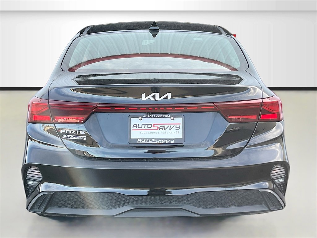 Used 2024 Kia Forte LXS image 6