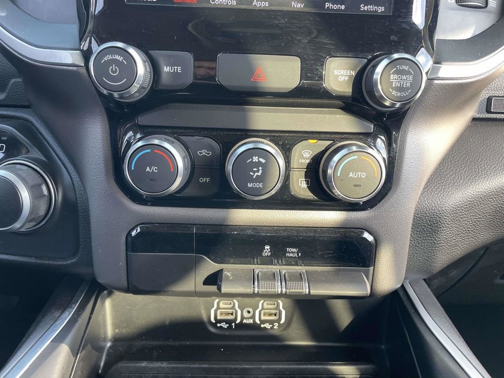 Used 2020 RAM 1500 Big Horn image 25