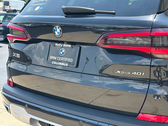 Used 2023 BMW X5 xDrive40i w/ Premium Package AWD/4WD image 9