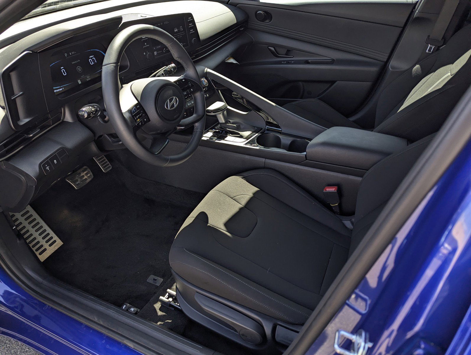 Used 2026 Hyundai Elantra SEL Sport FWD image 9