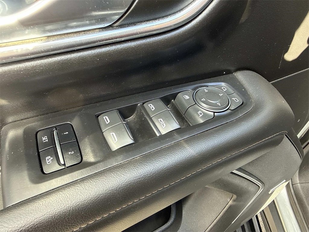 Used 2023 Chevrolet Suburban High Country w/ Max Trailering Package image 11