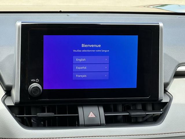 Used 2025 Toyota RAV4 XLE w/ Convenience Package FWD image 17