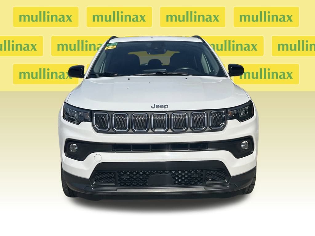 Used 2022 Jeep Compass Latitude image 24