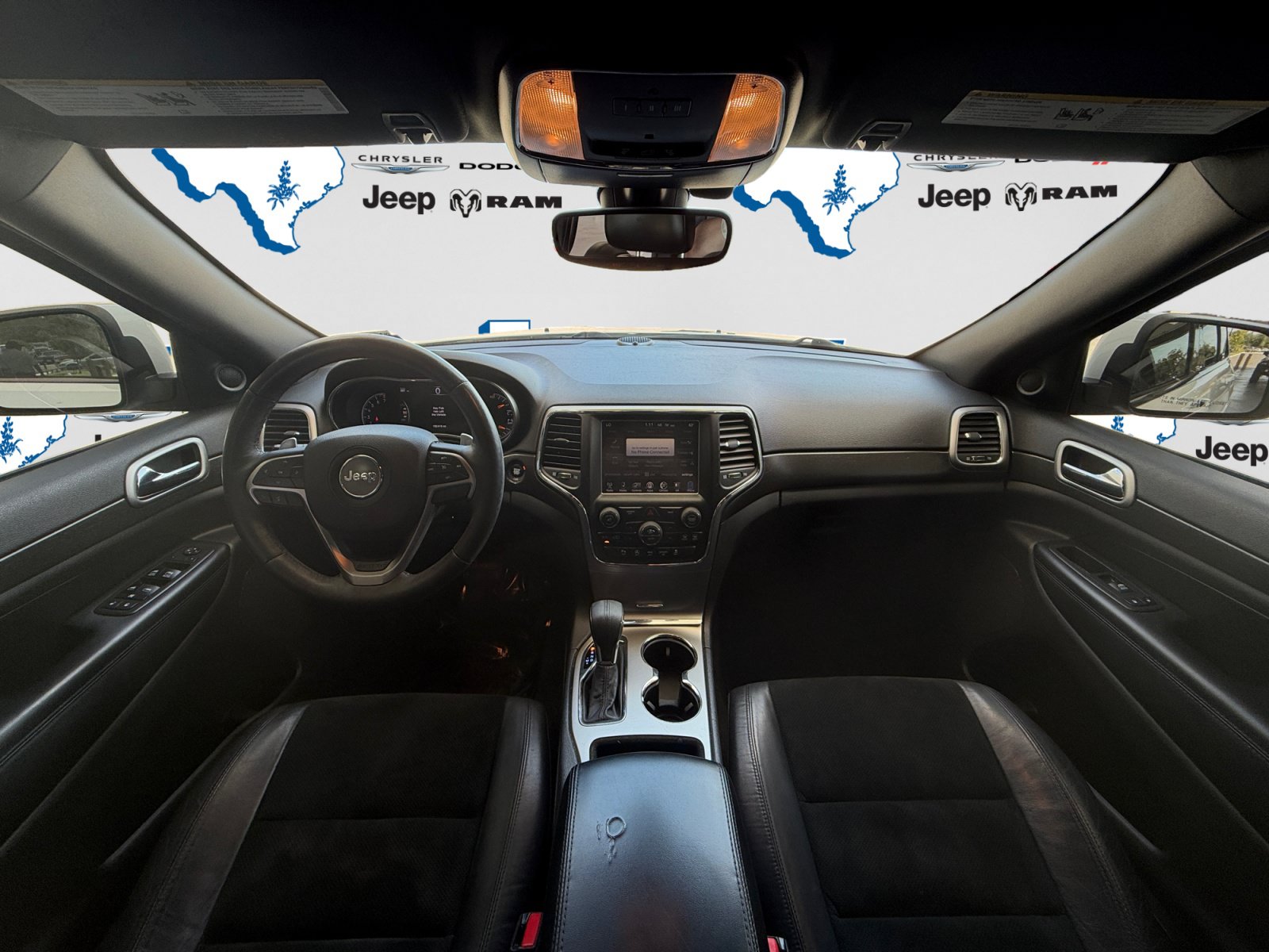 Certified 2017 Jeep Grand Cherokee Altitude RWD image 12