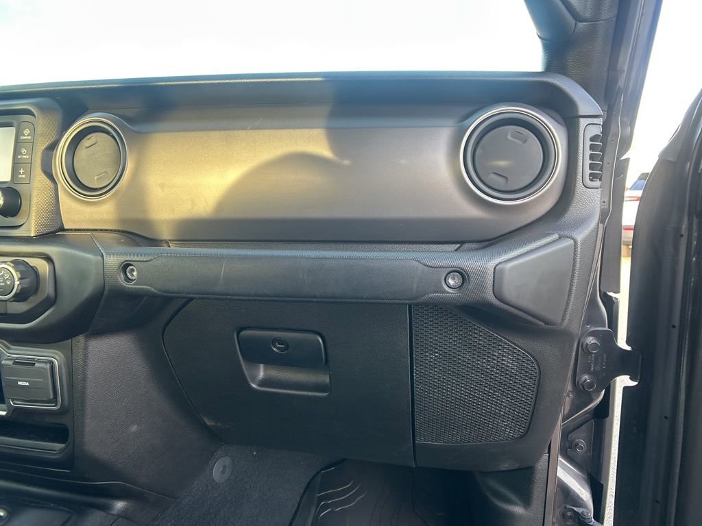 Used 2021 Jeep Gladiator Sport AWD/4WD image 45