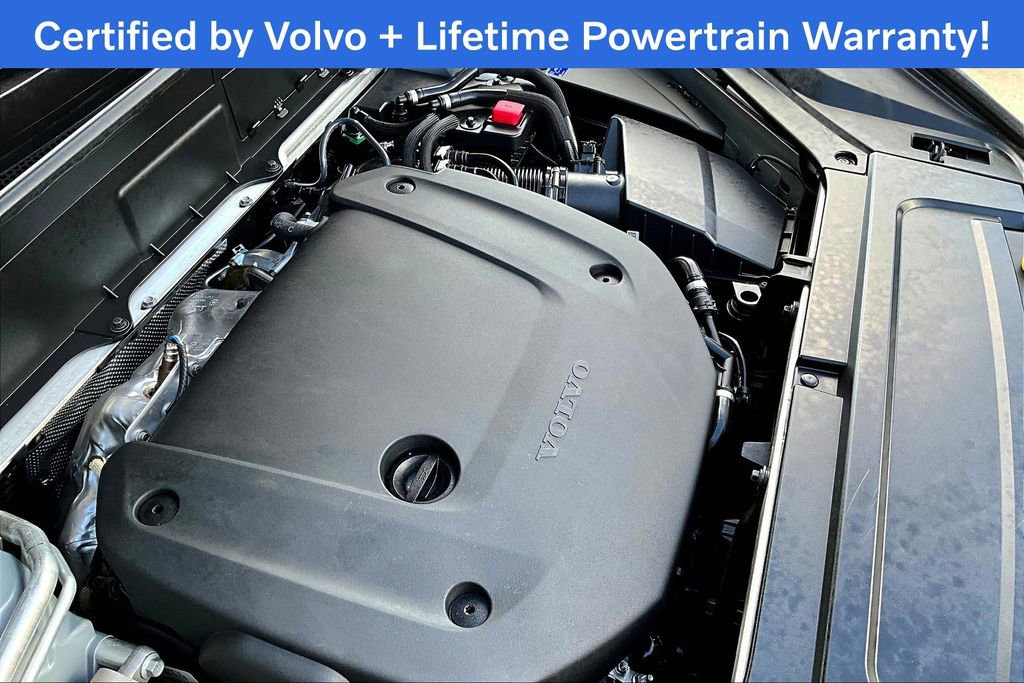 Certified 2025 Volvo XC90 B6 Plus image 44