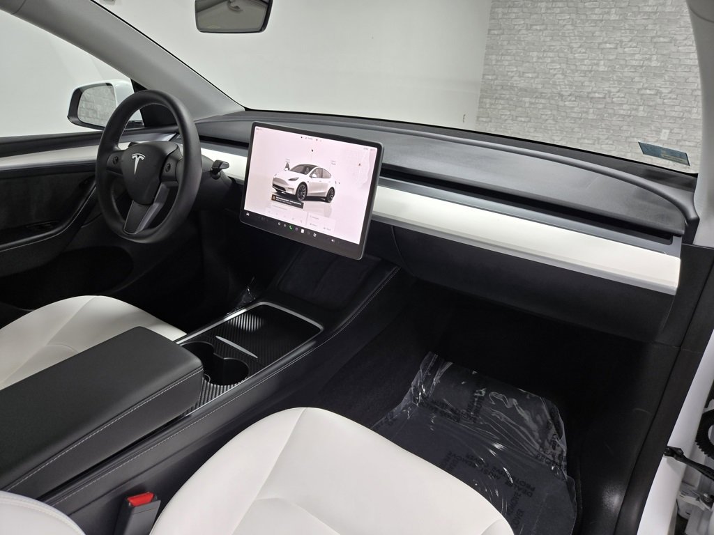 Used 2023 Tesla Model Y Long Range image 53