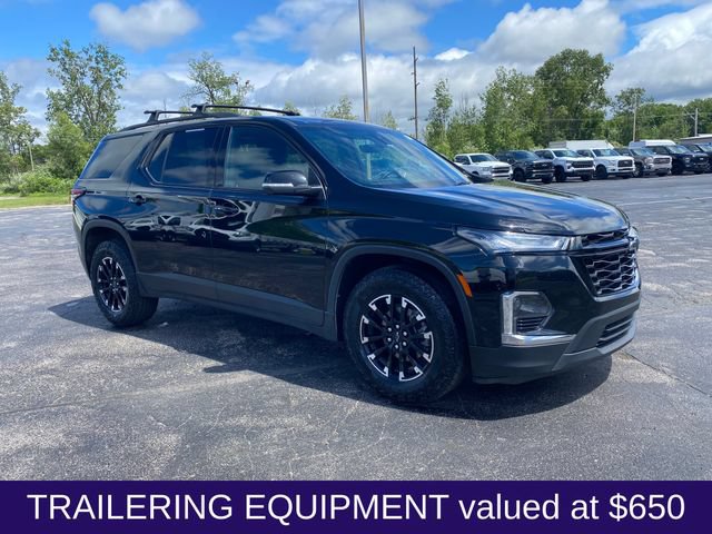 Used 2023 Chevrolet Traverse RS w/ LPO, Floor Liner Package FWD image 9