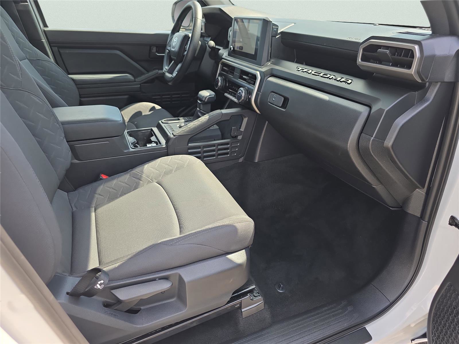 Used 2024 Toyota Tacoma SR RWD image 28