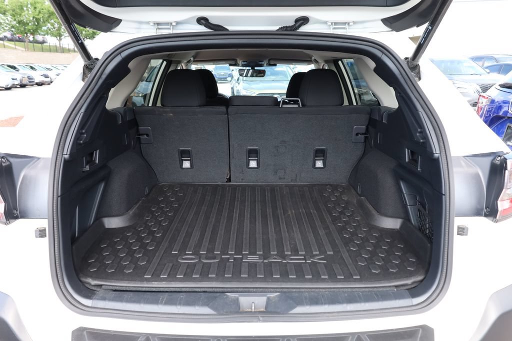 Certified 2024 Subaru Outback Premium AWD/4WD image 6