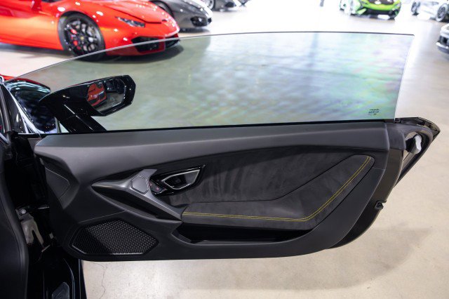 Used 2015 Lamborghini Huracan LP 610-4 image 30
