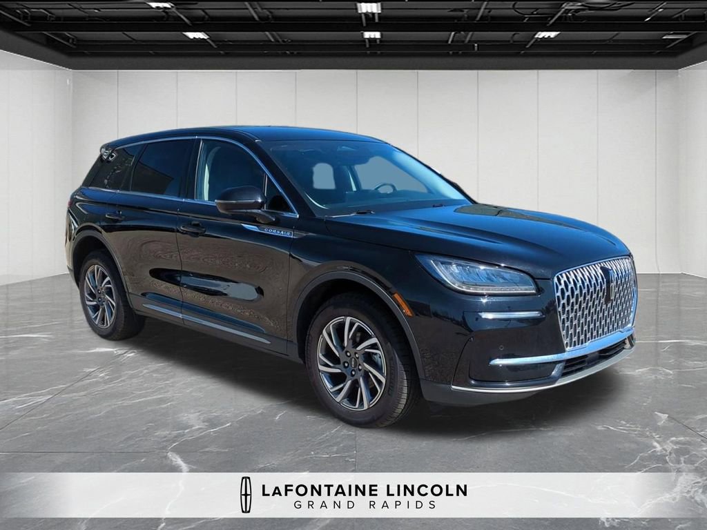 Certified 2023 Lincoln Corsair FWD w/ Equipment Group 101A image 7