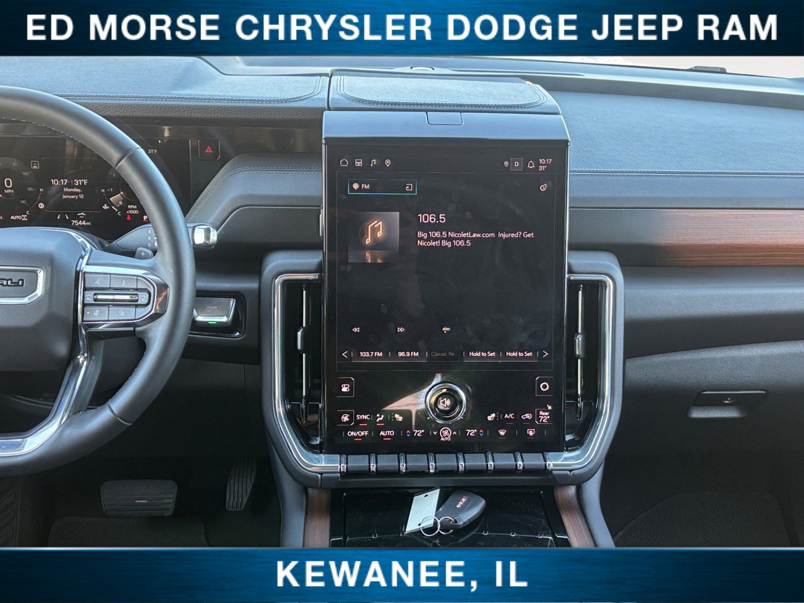 Used 2025 GMC Yukon Denali AWD/4WD image 11