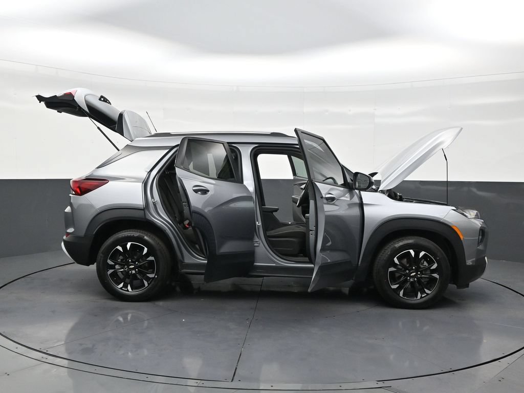Used 2023 Chevrolet TrailBlazer LT FWD image 26