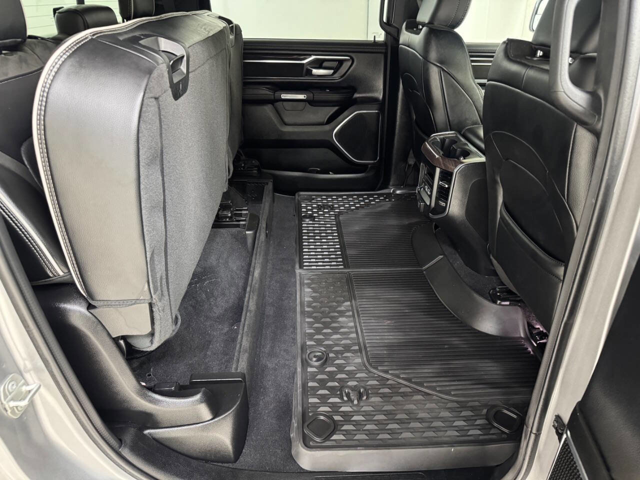 Used 2025 RAM 1500 Laramie w/ Laramie Southwest Edition image 41